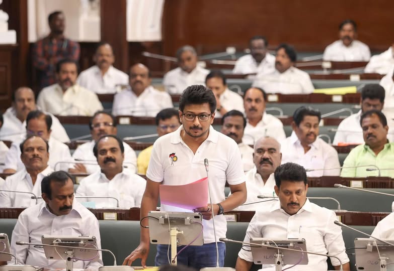 திமுக சட்டமன்றக் கட்சியின் தலைவராகவும் எதிர்கட்சி தலைவராகவும் உதயநிதி ஸ்டாலின் தேர்வு செய்யப்பட்டுள்ளார்.தமிழ்