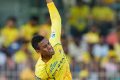 IPL 2026: சிஎஸ்கே செய்த மகா முட்டாள்தனம்.. விக்கெட் எடுத்த பவுலரை நீக்கியது ஏன்? ரசிகர்கள் கோபம்