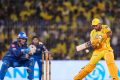 IPL 2026: மும்பை இந்தியன்ஸ் அணியை நாக் அவுட் செய்த சிஎஸ்கே.. ருதுராஜ்,கார்த்திக் சர்மா அதிரடி ஆட்டம்