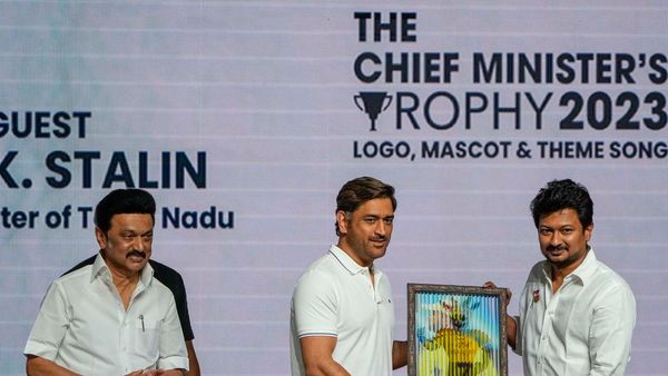 DMK And ADMK Decline Mirrors CSK And Mumbai Indians Overhaul In IPL