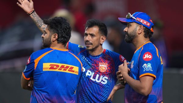 IPL 2026- Yuzi Chahal asks Rohit sharma to score 200 runs today