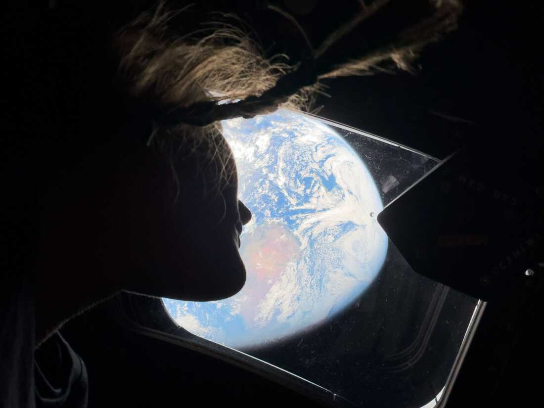 Photos: NASA astronauts capture stunning Earthrise image : The Picture Show  : NPR