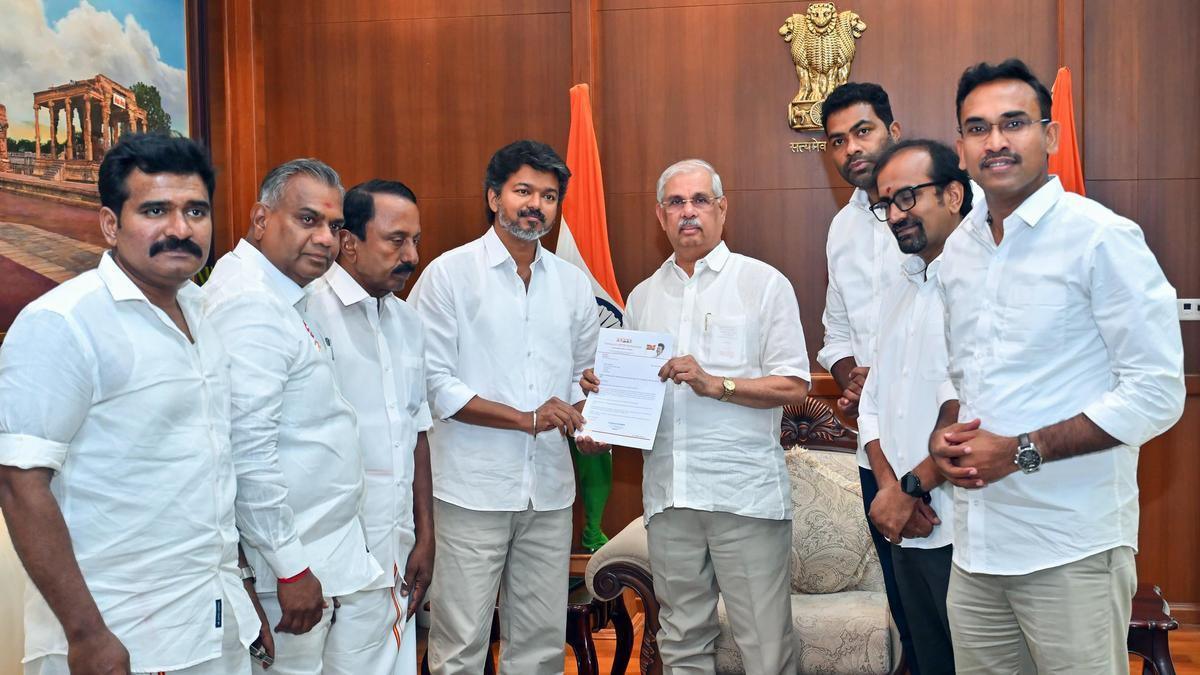 விஜயால் அரசாங்கம் அமைக்க முடியாத முட்டுக்கட்டை தொடர்கிறது
