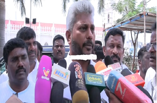 திமுக ஆட்சிக் காலத்தில் கொண்டு வரப்பட்ட கலைஞர் மகளிர் உரிமைத்தொகை திட்டத்தில் தகுதியற்ற பலருக்கும், குறிப்பாக