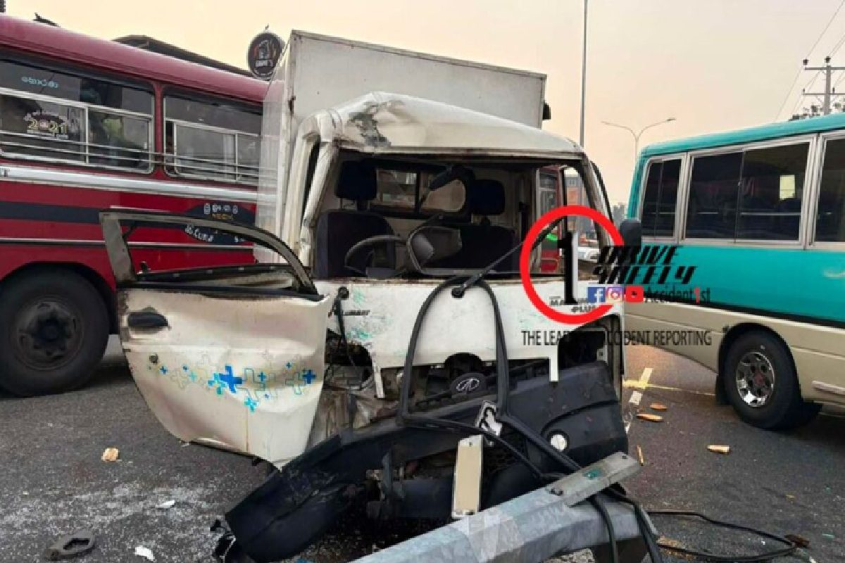 தலவாக்கலை – டயகம பிரதான வீதியின் ஹோல்புறூக் நகருக்கு அருகாமையில் இன்று (மே 12) காலை