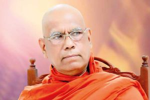 எந்தவொரு சந்தர்ப்பத்திலும், எந்தவொரு பிக்குவுக்கும் தனது துறவற ஆடையைக் களைந்துச் செல்லும் உரிமை உண்டு. அதற்கு