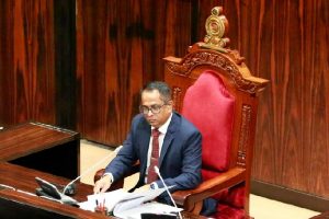 மலையக மக்கள் எதிர்கொள்ளும் பிரச்சினைகள் தொடர்பில் அவசர விவாதம் ஒன்றை இன்றைய தினம் பாராளுமன்றத்தில் நடத்துவதற