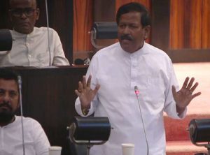 முள்ளிவாய்க்கால் தமிழினப் படுகொலைக்கு பன்னாடுகளிடம் நீதி கோரல் : உயிர்நீத்தவர்களுக்கு  ரவிகரன் சபையில் அஞ்சலி