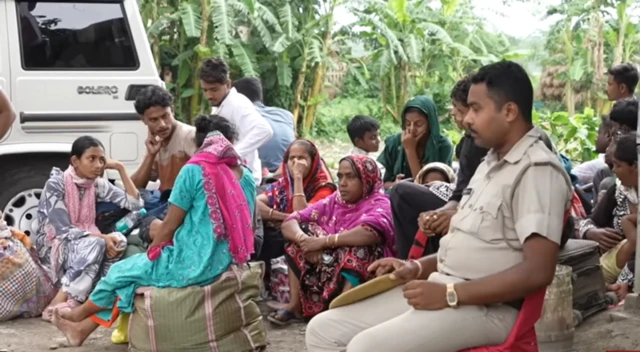 இந்தியா - வங்கதேசம், மேற்கு வங்கம், வங்கதேச சட்டவிரோத குடியேறிகள்