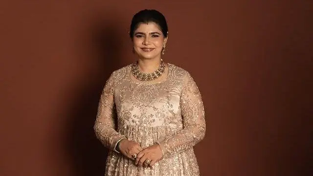 ஜஸ்டின் பிரபாகரன் இசையில் பாடகி சின்மயி பல மொழிகளில் உருவான திரைப்படங்களில் பாடியுள்ளார்