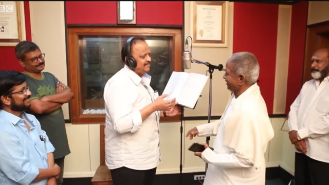 பாடும் நிலா, பாடகர் எஸ்.பி.பாலசுப்ரமணியம், வாழ்வே மாயம் , கமல்ஹாசன், எஸ்.பி.பாலசுப்ரமணியம்
