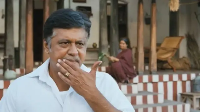ஜஸ்டின் பிரபாகரன் இசையில் வெளியான முதல் திரைப்படமான பண்ணையாரும் பத்மினியும் திரைப்படத்தில் வெளியான ’உனக்காக பிறந்தேனே எனதழகா’ பாடல்.