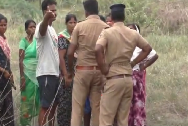 திருவள்ளூர் மாவட்டம் திருத்தனி அருகே ஆடுகளைச் சரியாக மேய்க்கவில்லை எனக் கூறி, 15 வயது சிறுவன்