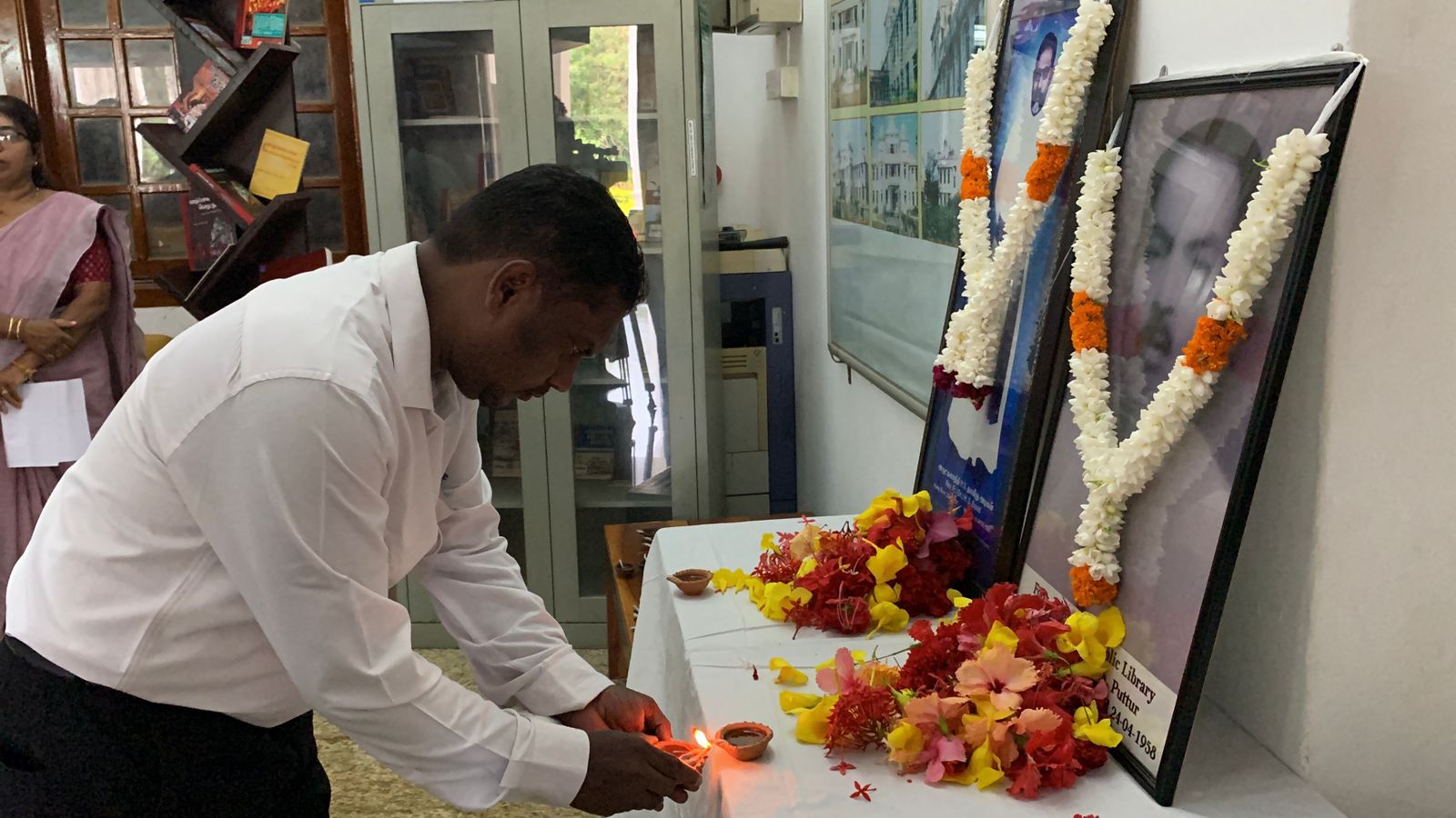 யாழ்ப்பாணம் பொதுசன நூலகம் தீயூட்டி எரிக்கப்பட்டமையின் 45 ஆவது ஆண்டு நினைவேந்தல் இன்றையதினம் அனுஸ்டிக்கப்பட்டது