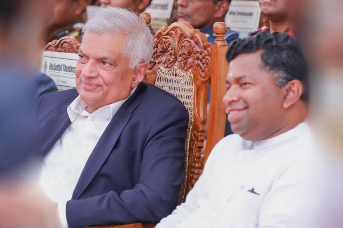 அடிப்படை மனித உரிமை மீறல் வழக்கில் பிணையில் வெளியே வர முற்பட்டுள்ள நிலையில் கிழக்கு பல்கலைக்கழகப்