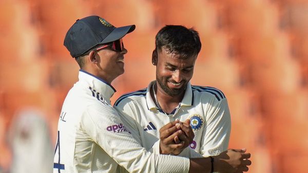 Ind vs Afg- Sunil Gavaskar lauds debutant Manav suthar bowling and Prasidh