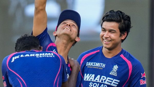 Sreesanth's career advice for Vaibhav Suryavanshi. 15 வயதில் சாதனை படைத்த வைபவ் சூர்யவன்ஷிக்கு