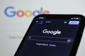 உலகப் புகழ்பெற்ற தொழில்நுட்ப நிறுவனமான கூகுள் (Google), அமெரிக்காவின் கலிபோர்னியா மற்றும் புளோரிடா மாகாணங்களில